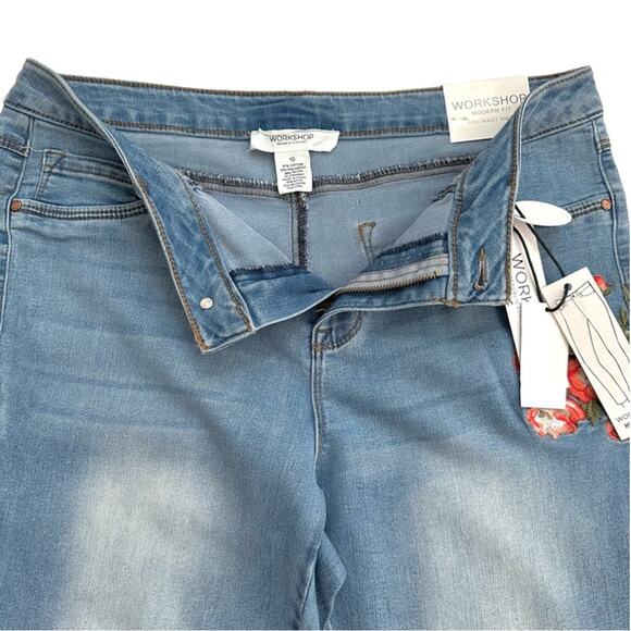 Workshop Jeans Light Wash Floral Embroidered High Rise Ankle Boho Size 10 NEW - Picture 3 of 12